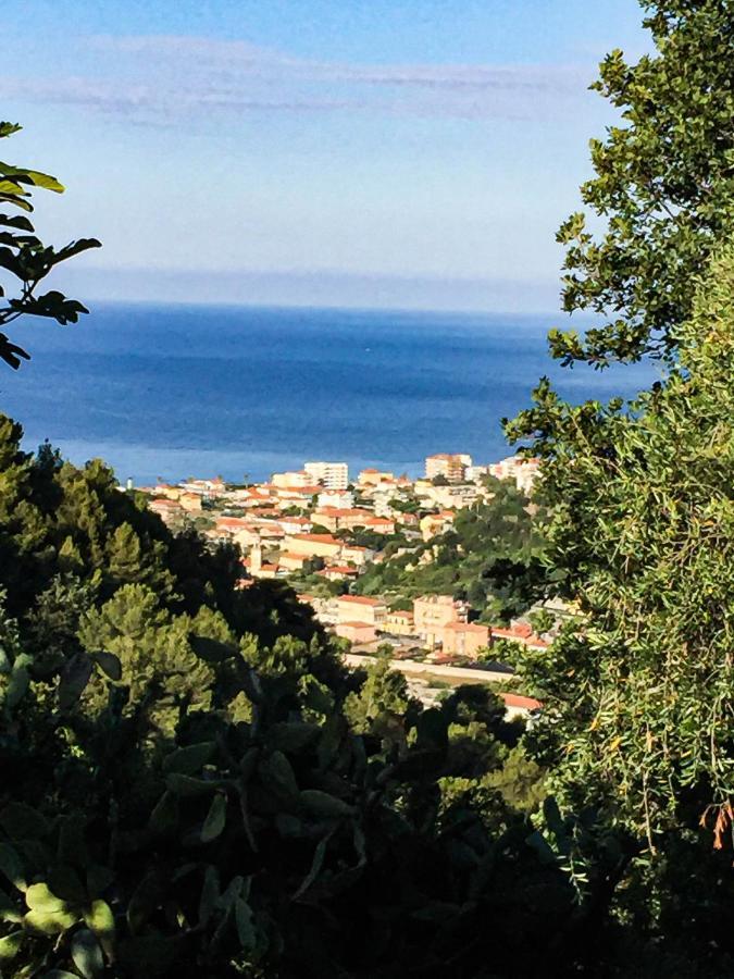 Cozy Private Bedroom With Sea View Camporosso  Esterno foto